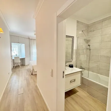 Central Apartment Lagos *
